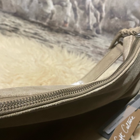 New Parfois XL suede fringe bag - Picture 5 of 11